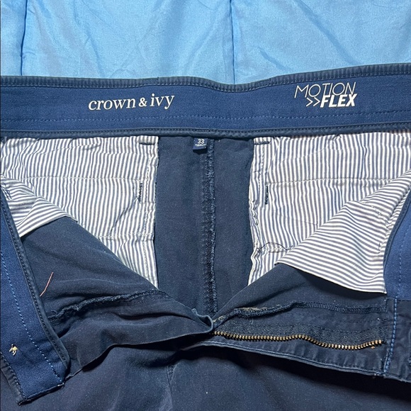 Crown & Ivy Dark Blue Men's Flat Front Shorts - Picture 2 of 5